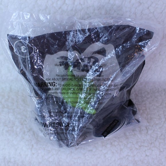 DISNEY STAR WARS #3 YODA JEDI DISC LAUNCHER McDonald's Happy Meal Toy - NIP - Picture 5 of 5